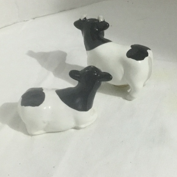 Vintage Melpa ceramic Black and White salt and pepper shakers- made in Japan - Picture 2 of 5